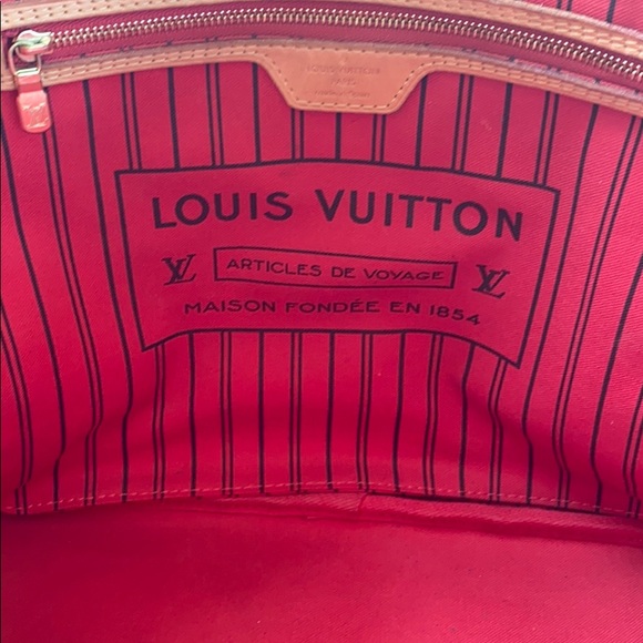 Authentic Louis Vuitton Alright!! Open to offers - Picture 15 of 16